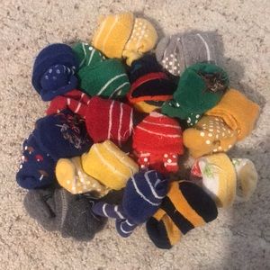 Lot of 16 pairs of Hanna Andersson baby socks